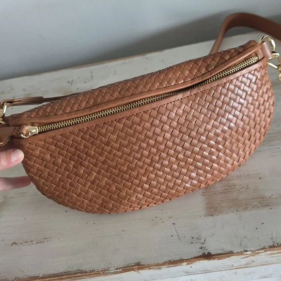 Quince Italian Leather Handwoven Sling Bag In Cognac - Picture 3 of 9